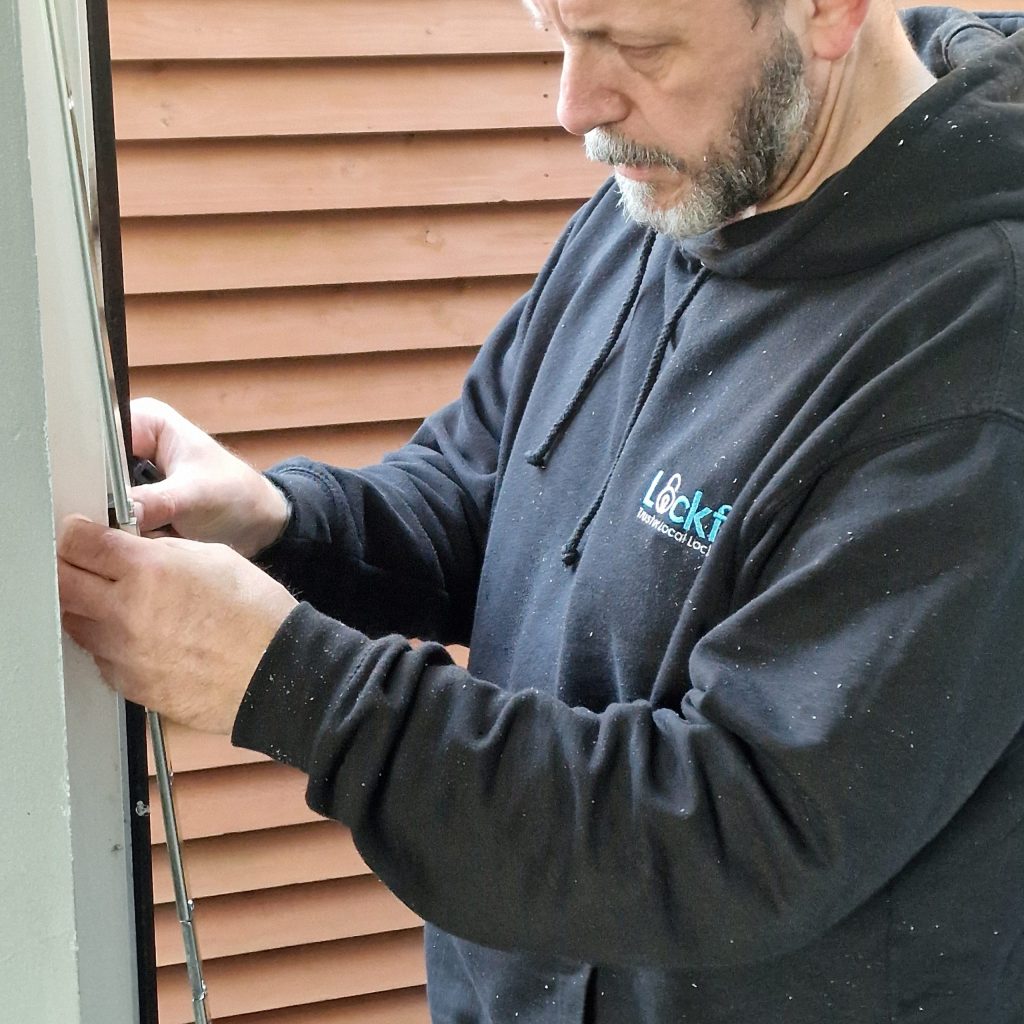 Northern Ireland Locksmiths Northern Ireland Locksmiths